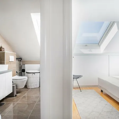Luxury Penthouse Queen